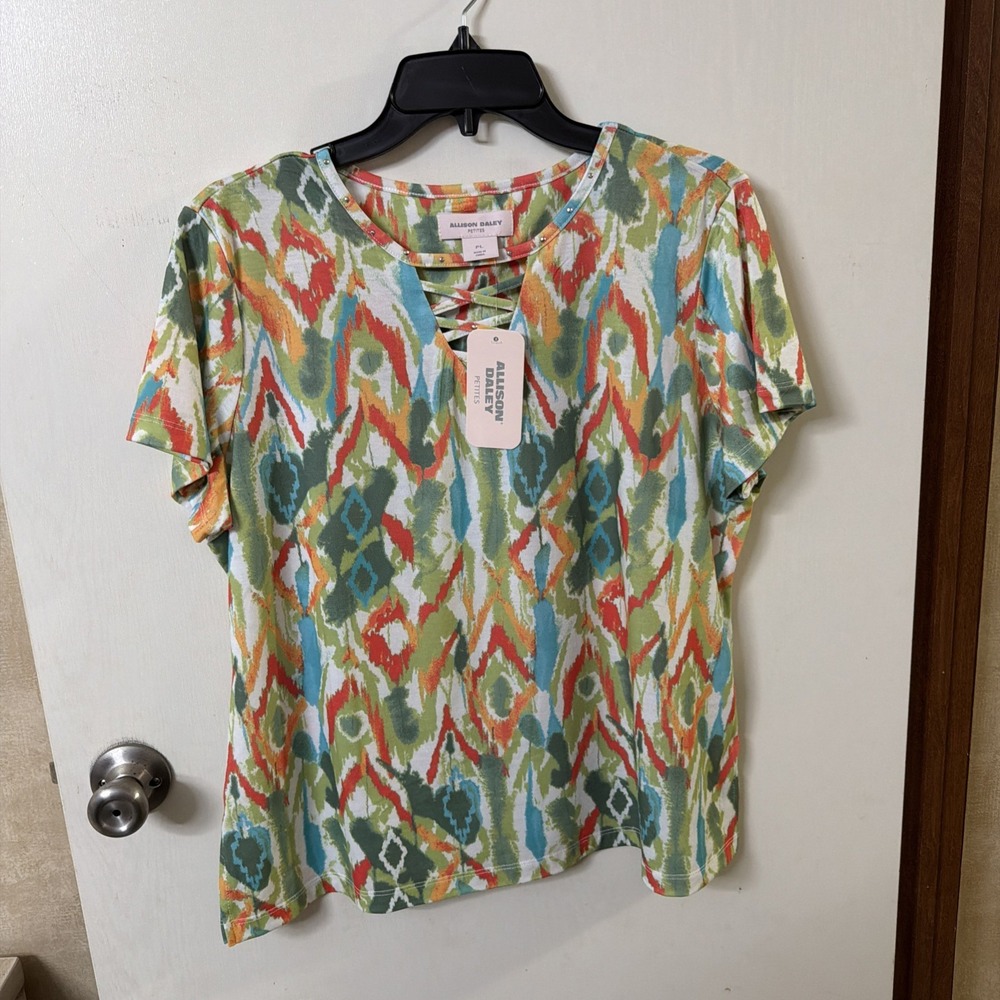 Ladies PL Blouse-short Sleeve-green Multi- Allison Daley NWT